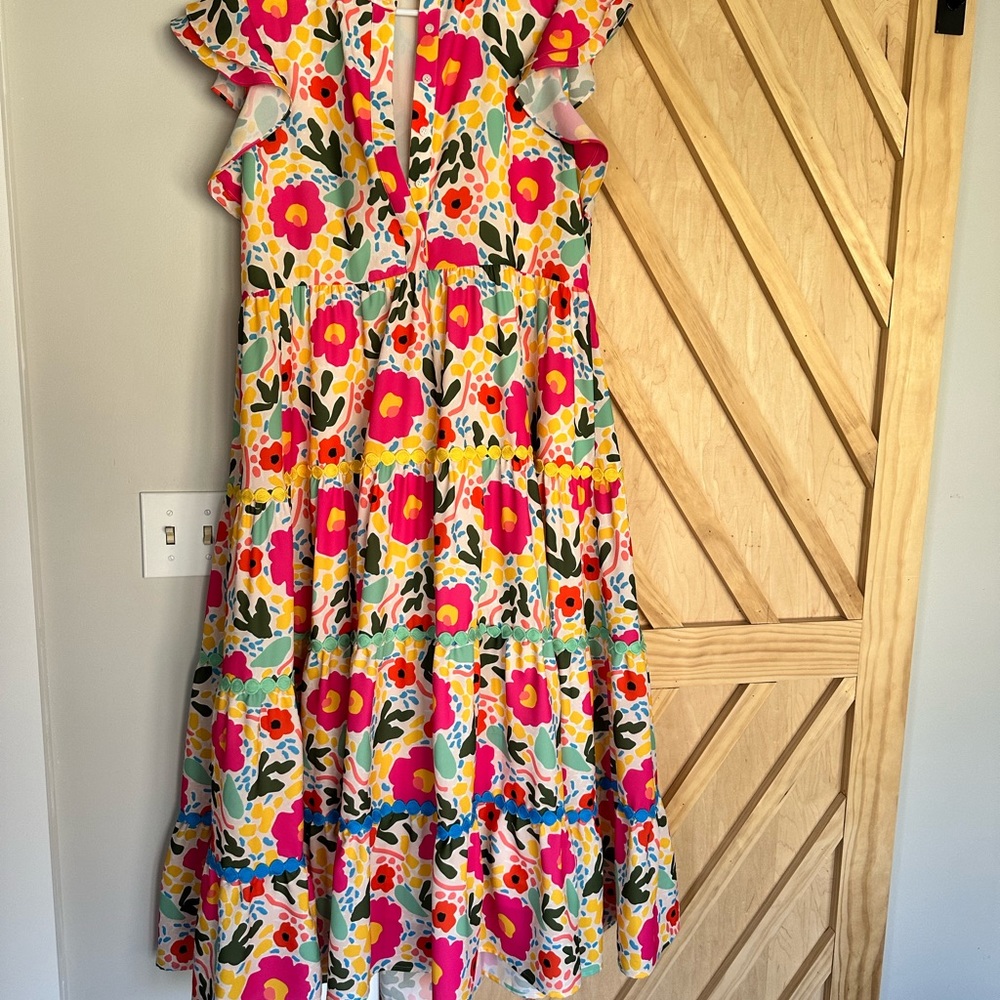 CROSBY by Mollie Burch Large maxi floral dress